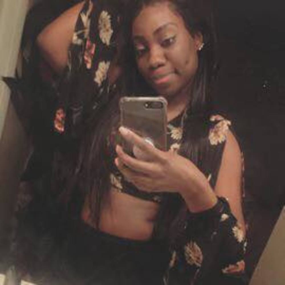Meet your Posher, Dijah